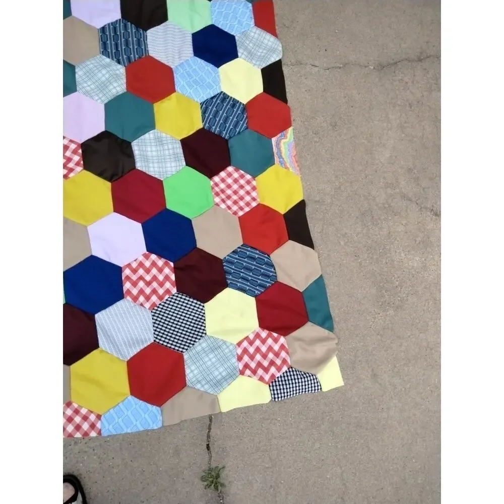 Vintage Grandmother’s Flower Garden Quilt Top Hexagon Hand Pieced 69 X 86